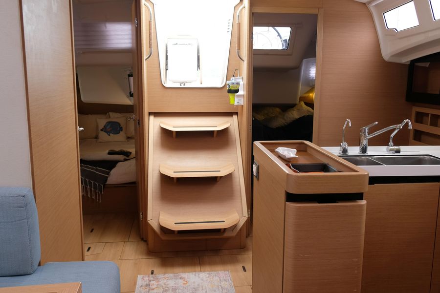 2020 Jeanneau Sun Odyssey 410