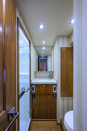 Maverick Yacht Photos Pics Viking 92 MAVERICK - Crew Quarters