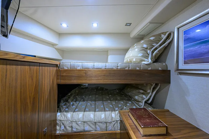 Maverick Yacht Photos Pics Viking 92 MAVERICK - Crew Bunk Stateroom