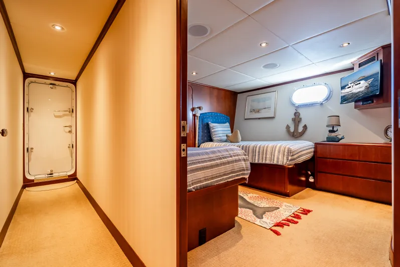 My Lady Alaska Yacht Photos Pics 