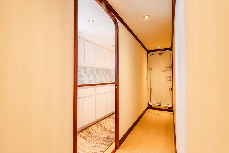 My Lady Alaska Yacht Photos Pics 