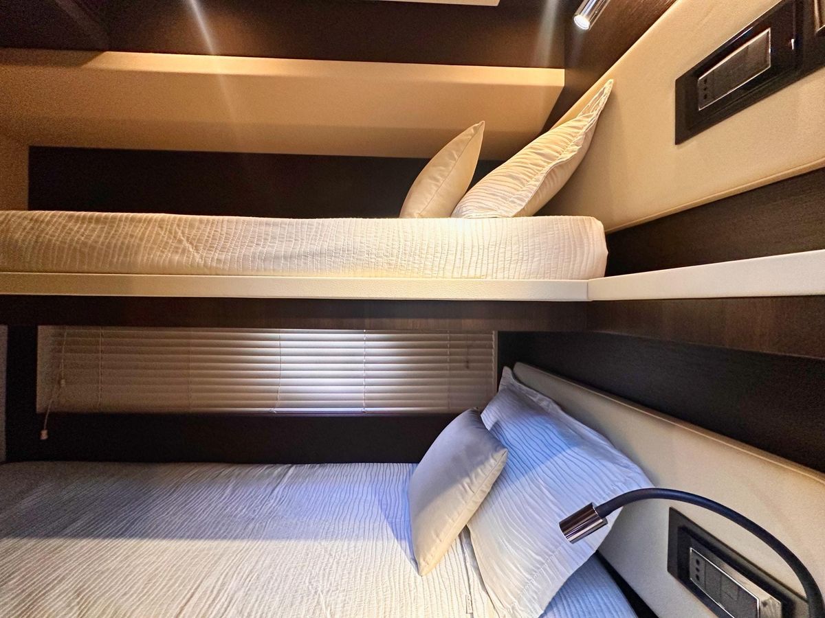 2018 Azimut 68 