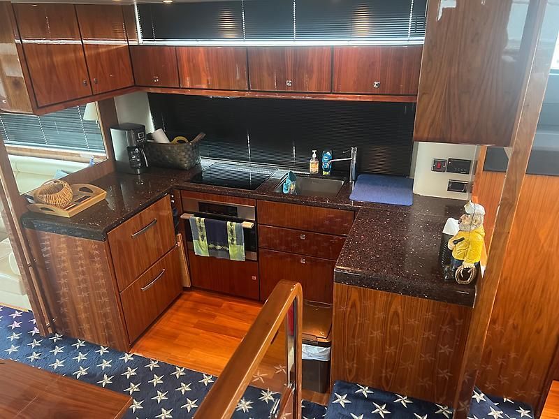 2011 Fairline 65 