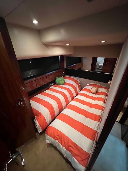 2011 Fairline 65 