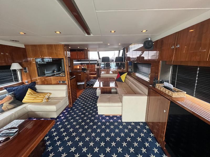 2011 Fairline 65 