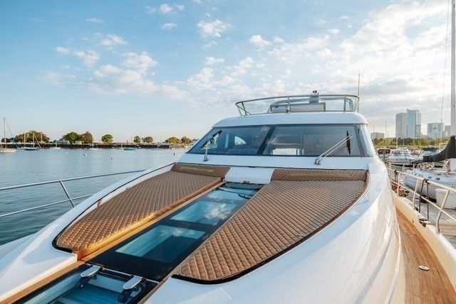 2011 Fairline 65 