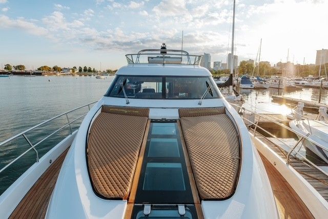 2011 Fairline 65 