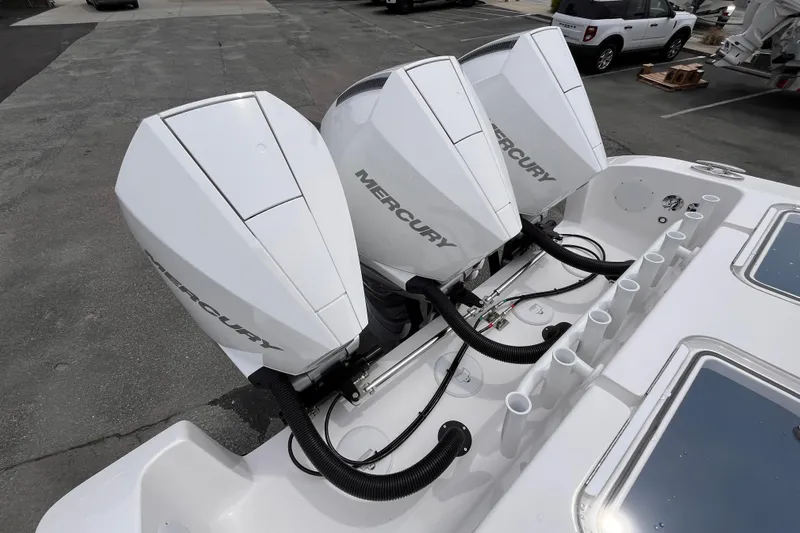  Yacht Photos Pics Triple Mercury outboard engines on 2025 Fountain 34 Tournament Edition boat.