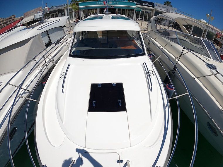 2019 Nimbus 305 Coupe