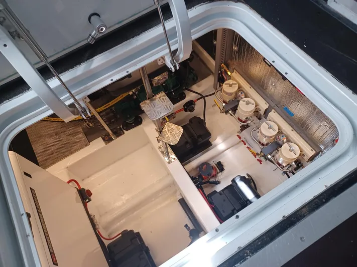 Tara Yacht Photos Pics 