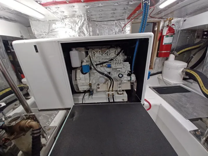 Tara Yacht Photos Pics 