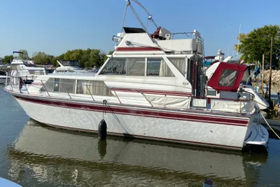 Marinette Marinette Flybridge - 32