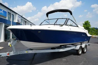Bayliner T22SC