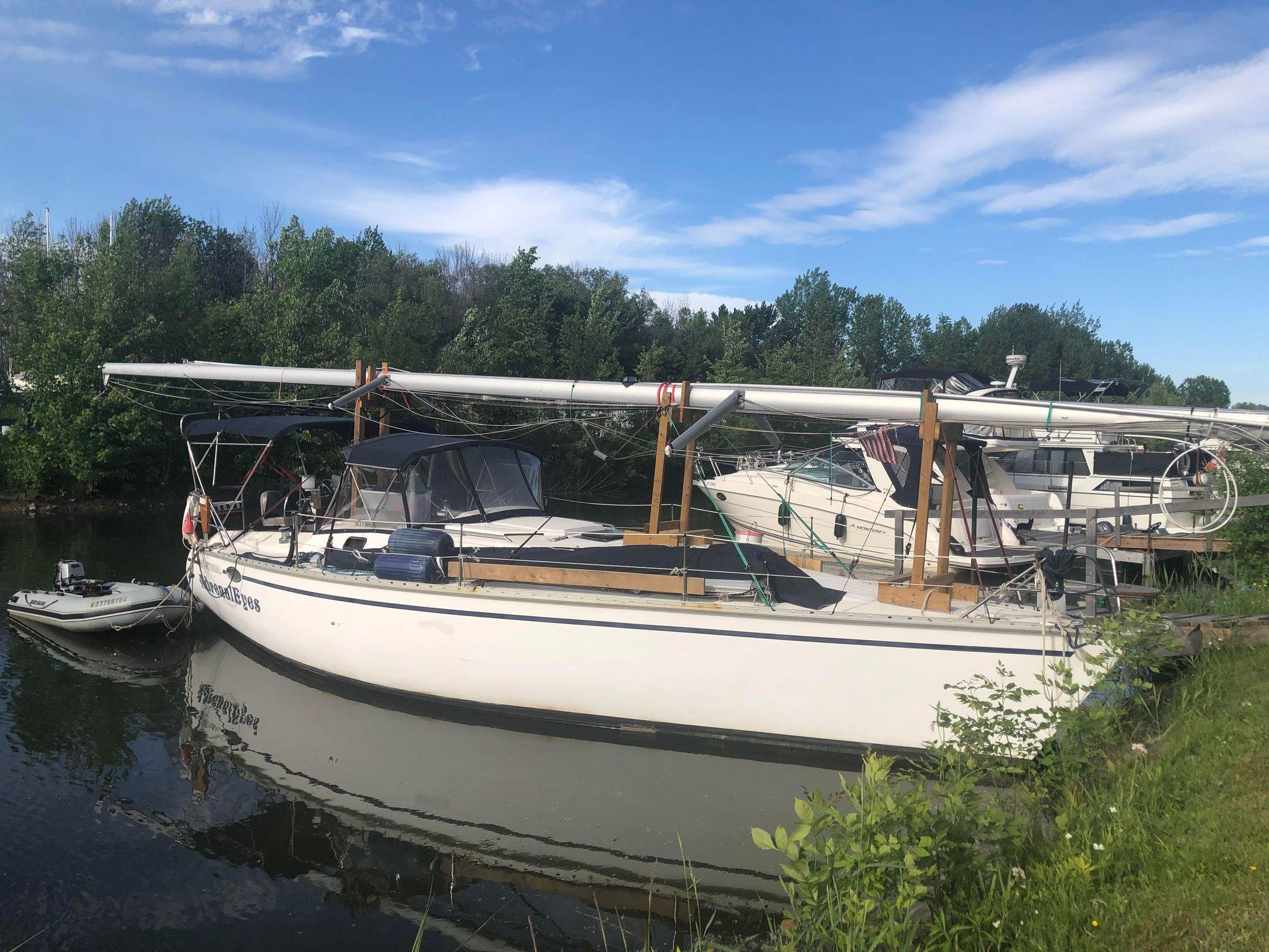1987 Hunter Legend 37 Sloop for sale - YachtWorld 1987 Hunter Legend 37 Sloop for sale - YachtWorld