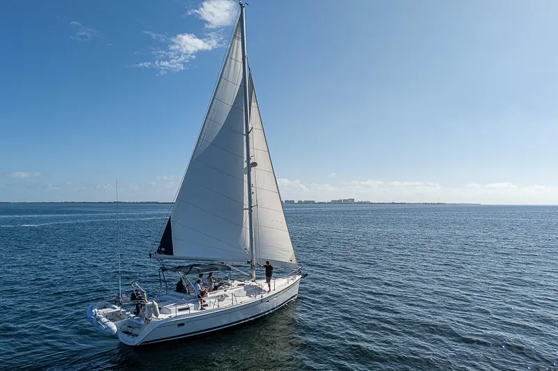 Glorioso Yacht Photos Pics 