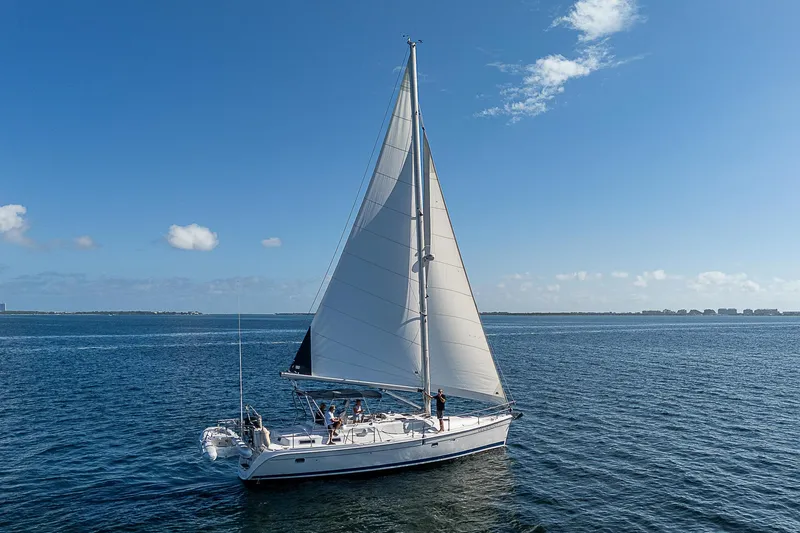 Glorioso Yacht Photos Pics 