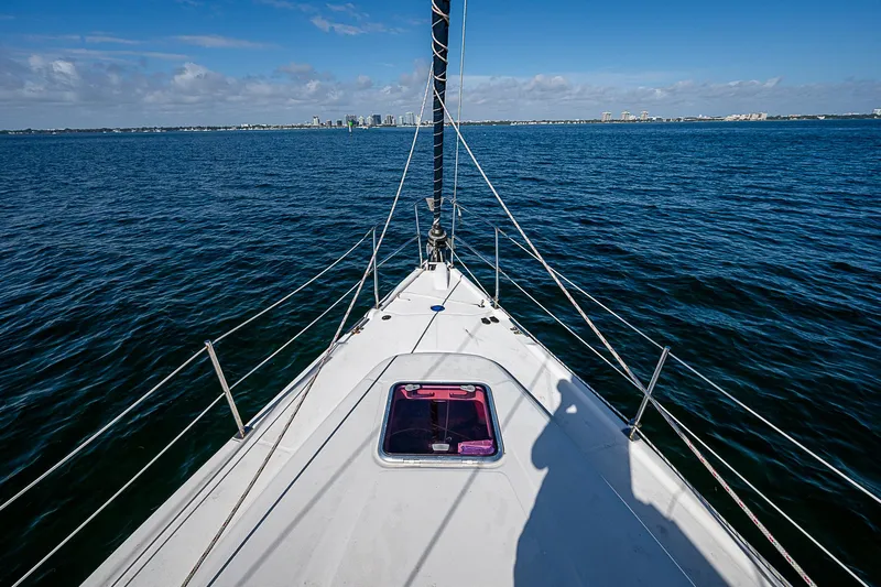 Glorioso Yacht Photos Pics 