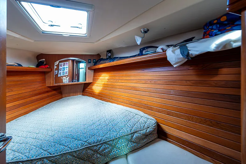 Glorioso Yacht Photos Pics 