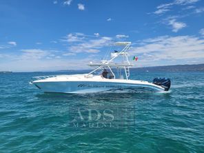 2009 Midnight Express 37 Cabin