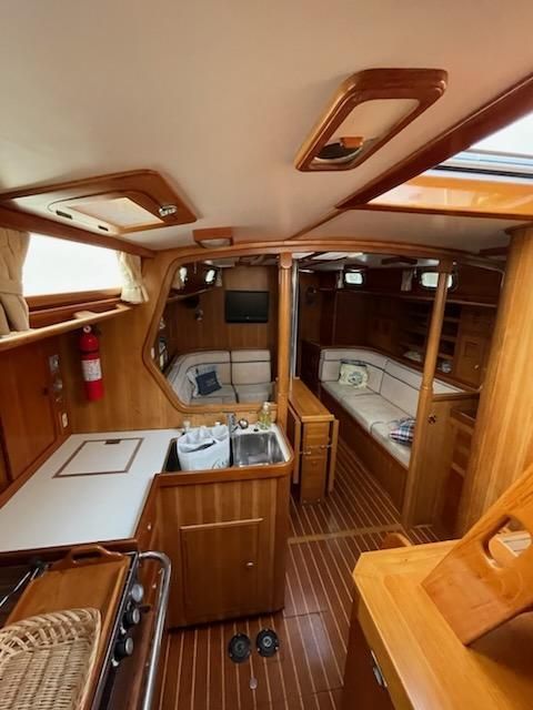 1993 Cambria 44 