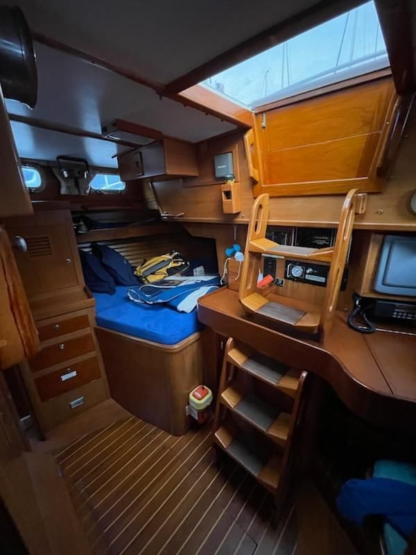 1993 Cambria 44 