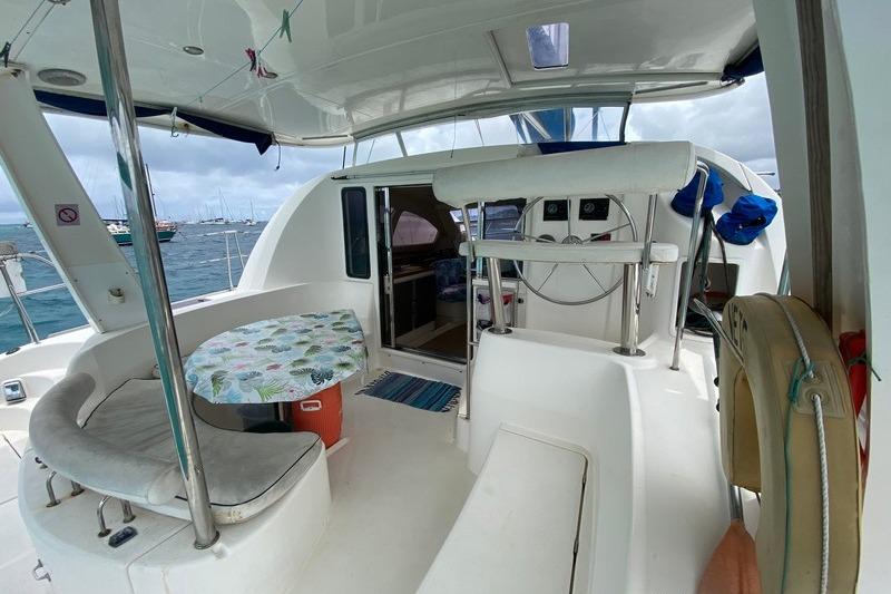 Interior view of a 2006 Leopard 40 catamaran with seating and navigation area.