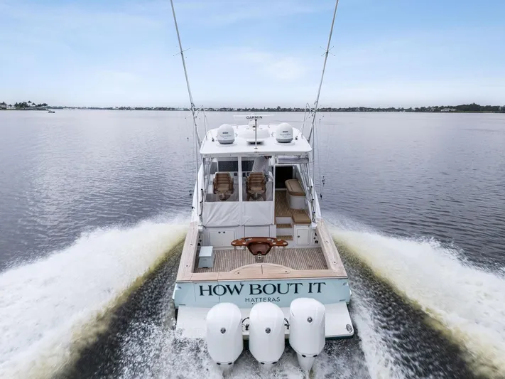 How Bout It Yacht Photos Pics 2017 Custom Carolina 43 Cinco Boatworks Express cruising on open water.