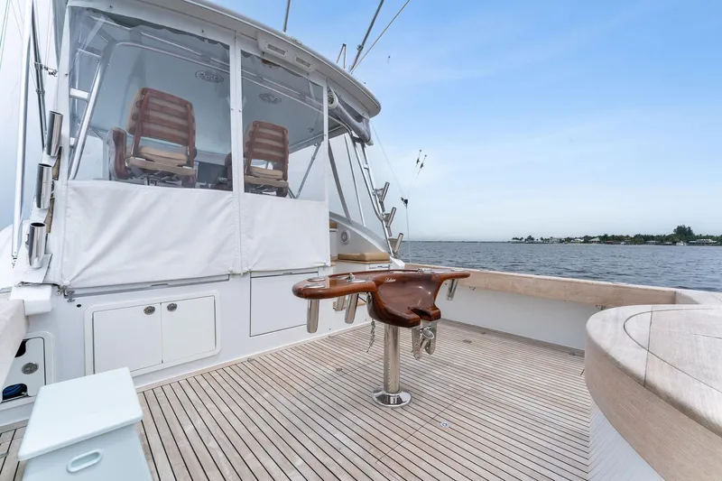 How Bout It Yacht Photos Pics 2017 Custom Carolina 43 Cinco Boatworks Express, spacious deck with fishing chair, ocean view.