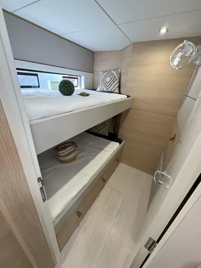  Yacht Photos Pics Aventura 45 - Dream Sea Yachting