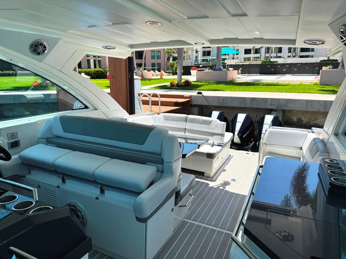 Happy2gether Yacht Photos Pics 2021 Formula 380 Super Sport Crossover OB interior with luxurious seating and modern design.