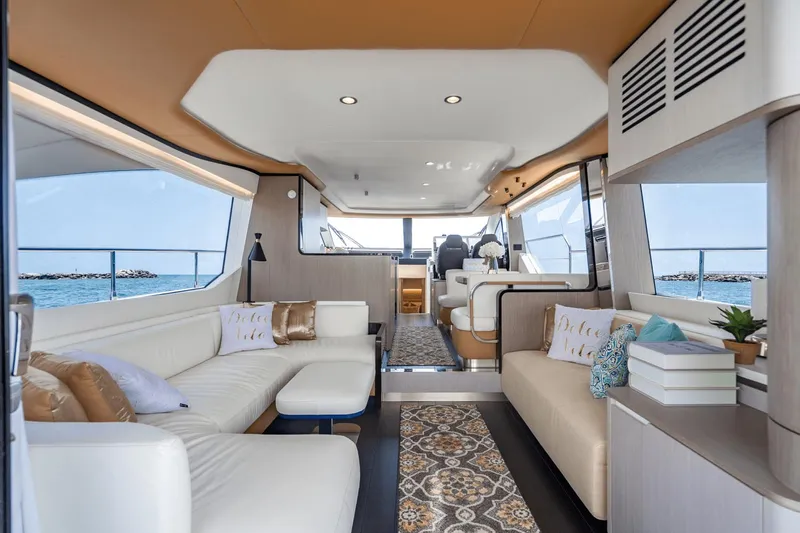 Dolce Vita Yacht Photos Pics 