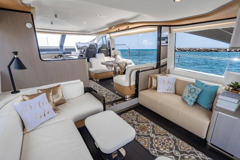 Dolce Vita Yacht Photos Pics 