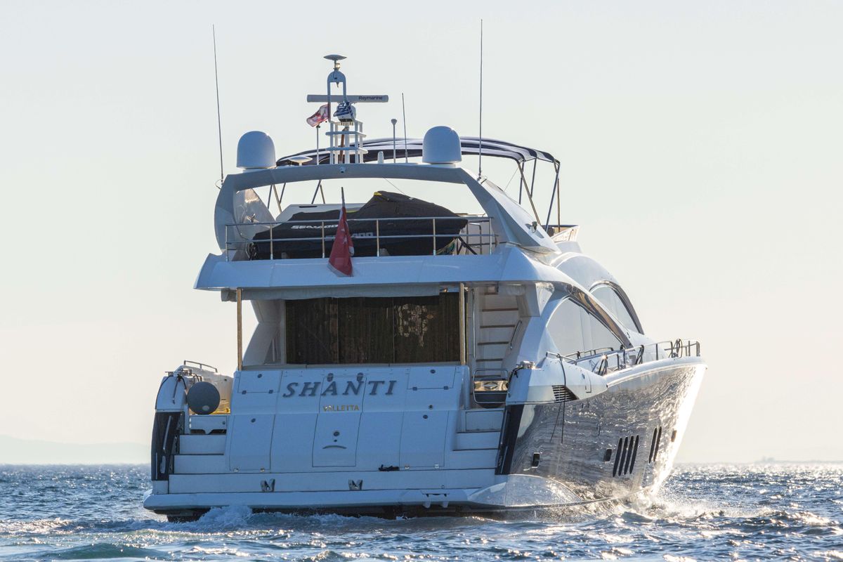 2007 Sunseeker 82 