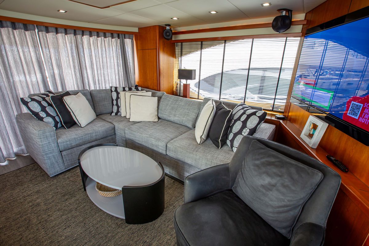 2007 Sunseeker 82 