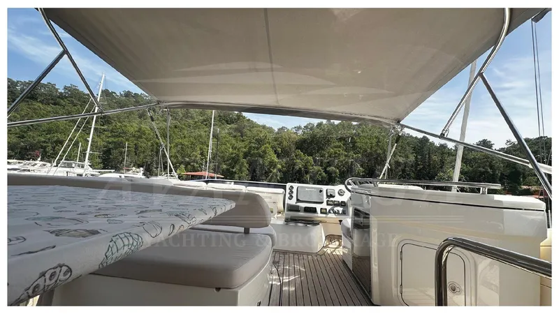  Yacht Photos Pics ABSOLUTE 52 FLY 2014