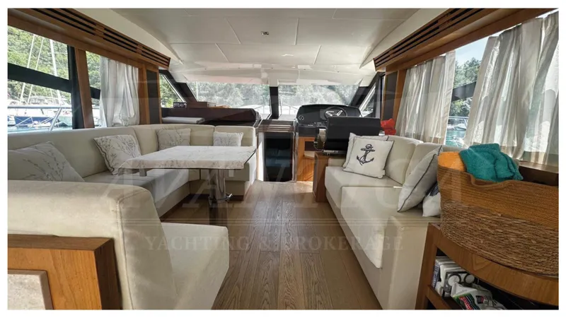  Yacht Photos Pics ABSOLUTE 52 FLY 2014