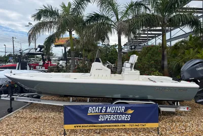 Skeeter SX 241
