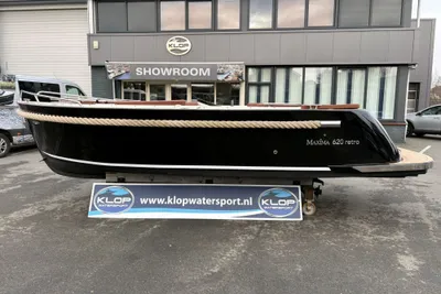 2020 Maxima 620 Retro met Suzuki 30 pk zwart!