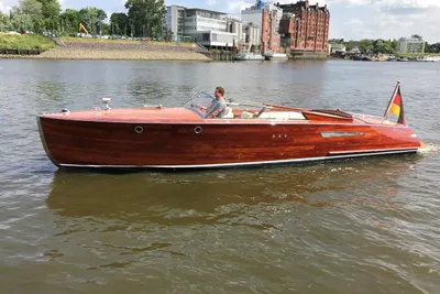 1994 Royal Dolvik 32 Runabout