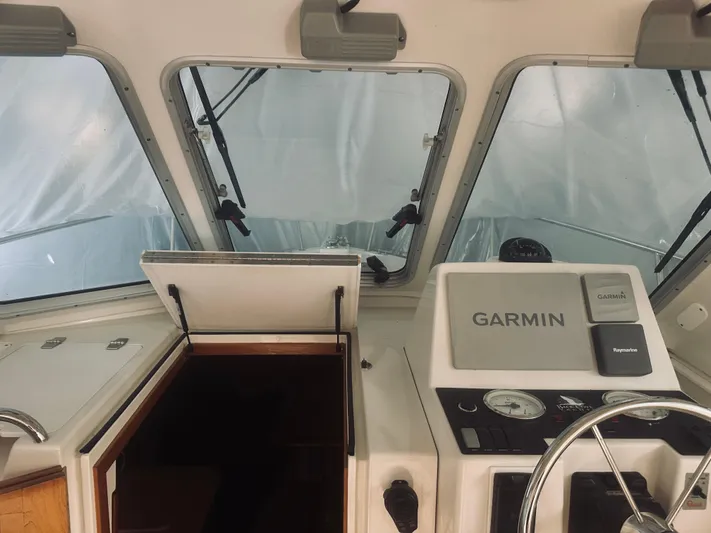 Kallaloo Yacht Photos Pics 