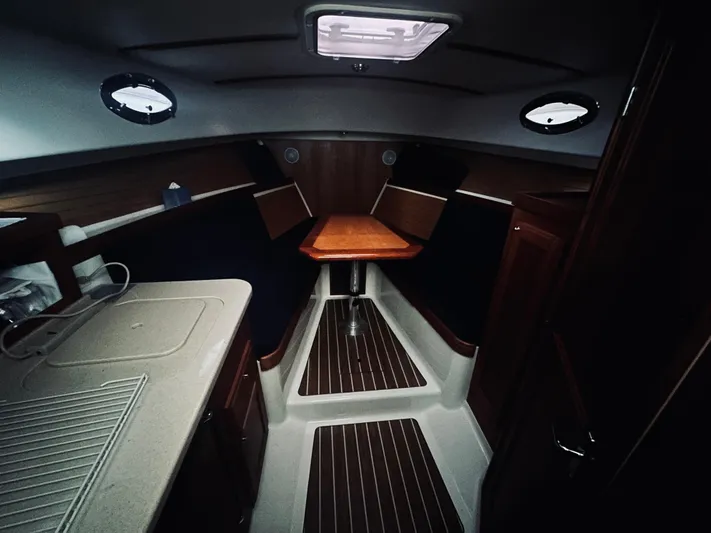 Kallaloo Yacht Photos Pics 