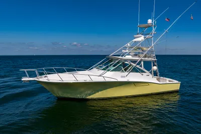 2005 Cabo 40 Express