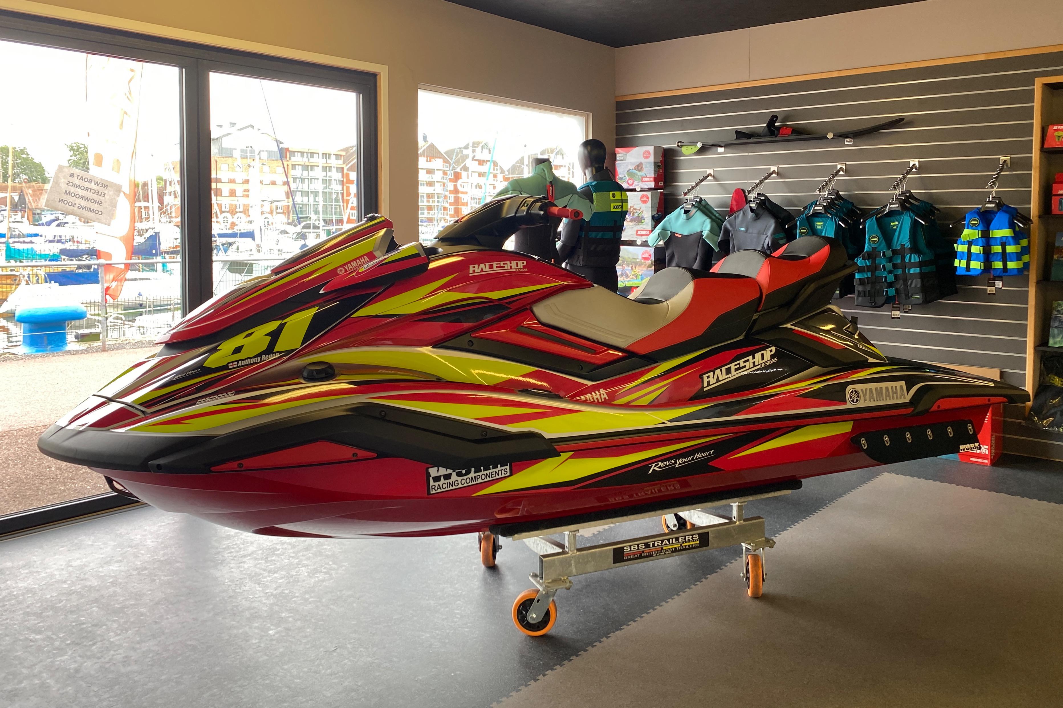 yamaha-waverunner-fx-cruiser-svho-2019-4m-suffolk-boatshop24