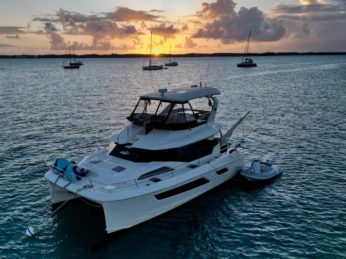 2023 Engines Yacht Photos Pics 