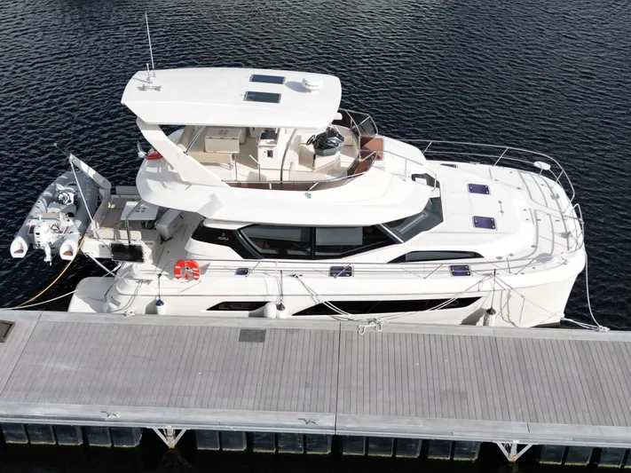 2023 Engines Yacht Photos Pics 