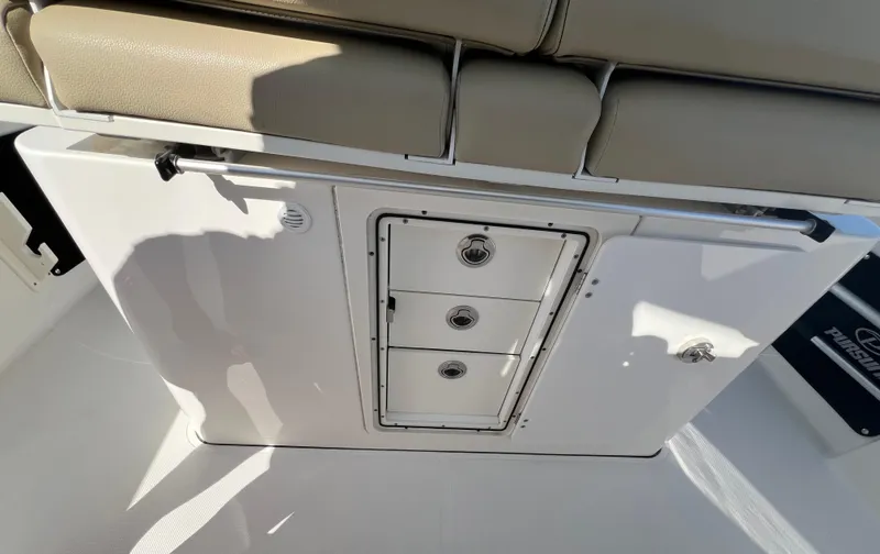 Don't Tell Mom Yacht Photos Pics 