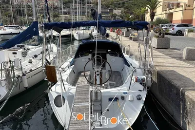 1987 Beneteau Oceanis 320