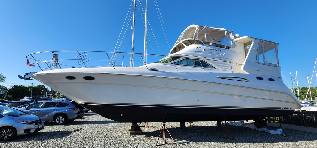 1999 Sea Ray 42 