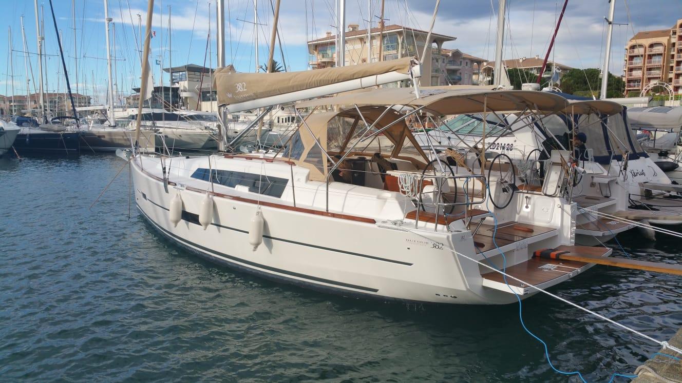2015 Dufour 382 Grand Large