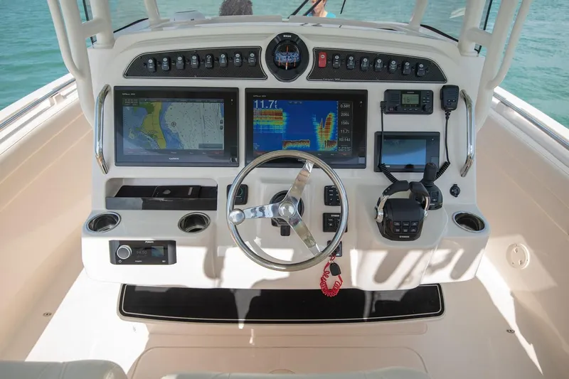  Yacht Photos Pics 2023-Grady-White-Canyon-326-MarineMax